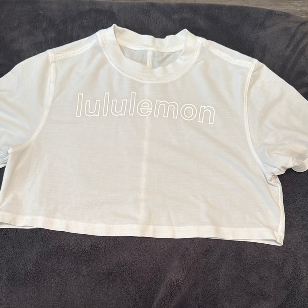 lululemon athletica White Crop Top